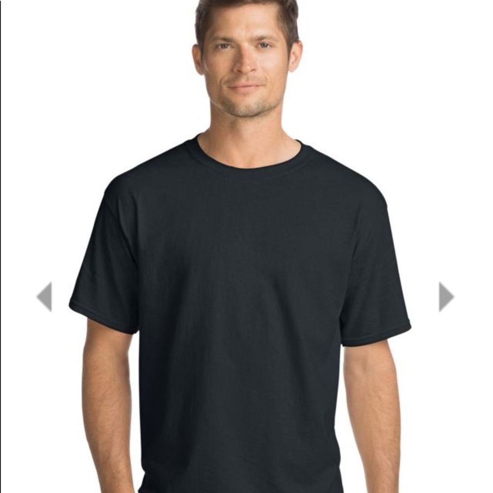SOLD !! Set of three men’s Hanes comfort soft tees